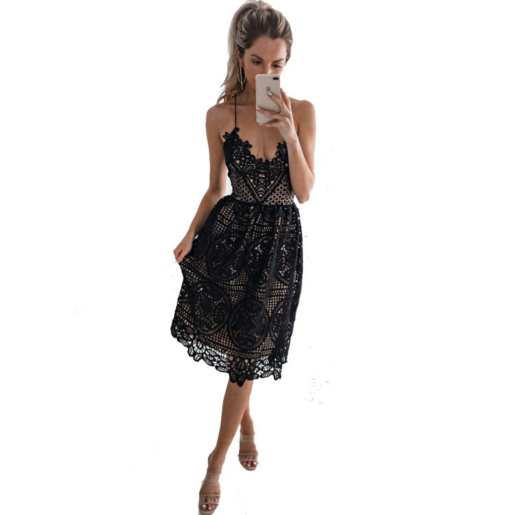 Neckholder Spitzenkleid – Rückenausschnitt Detail