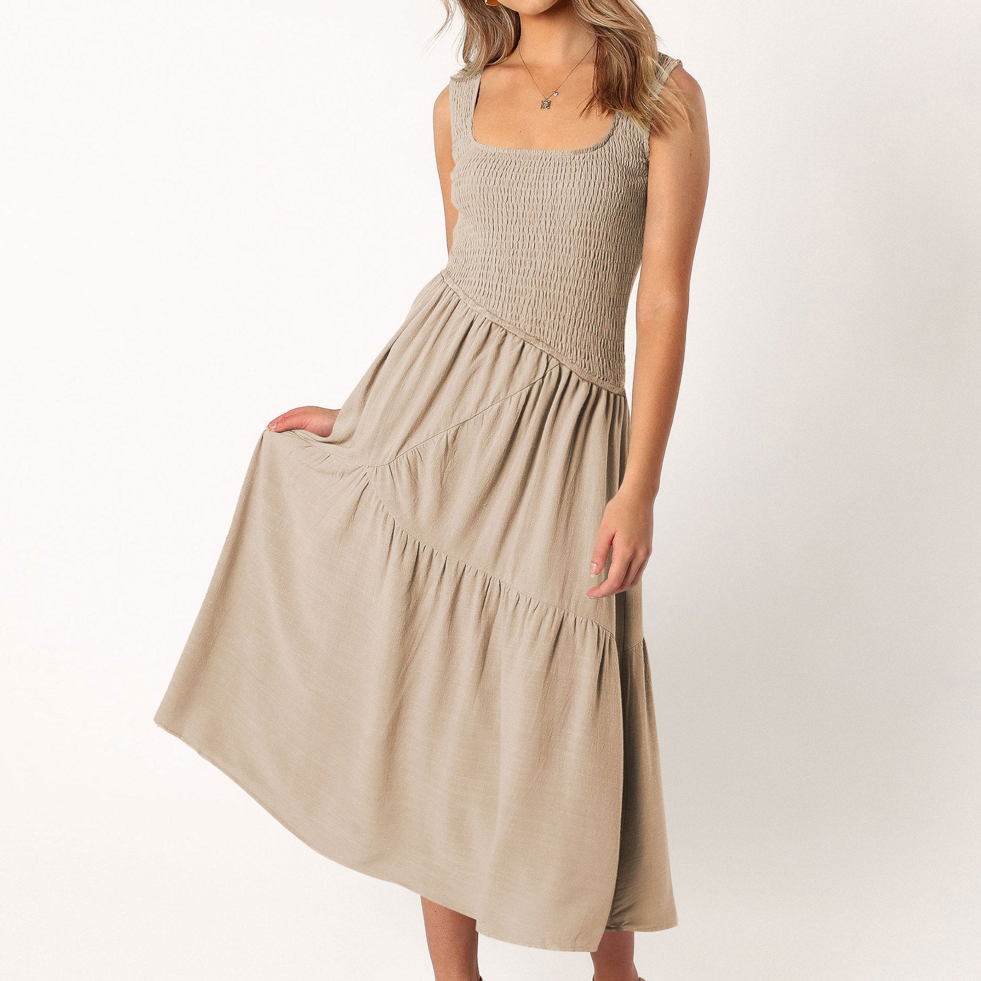 Smock Maxikleid Puffärmel Frontansicht - Solea Schweiz