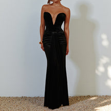 Velvet Maxi-Kleid Rückansicht V-Ausschnitt – Sévea