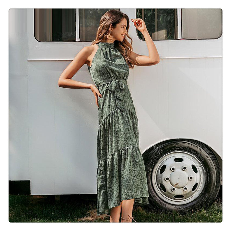 Bedrucktes Midi-Kleid Statement Print gruen - Solea Alltagskleid Schweiz