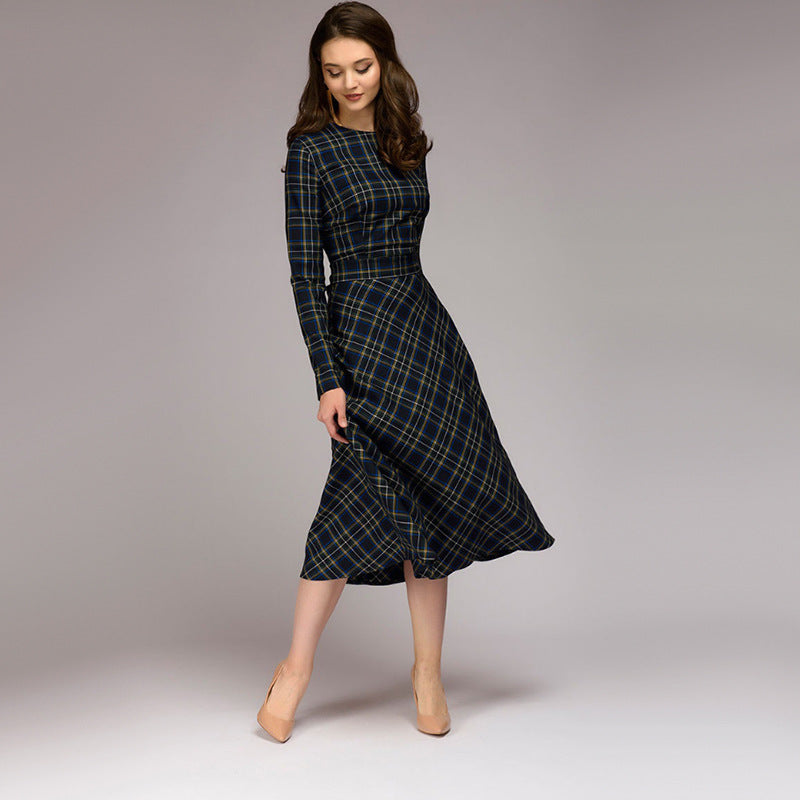 Kariertes Kleid Midi elegant Detail - Solea Schweiz